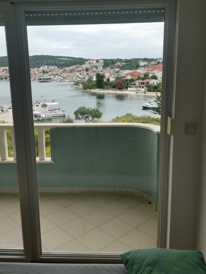 Apartment Croatika On The Beach Trogir Ngoại thất bức ảnh