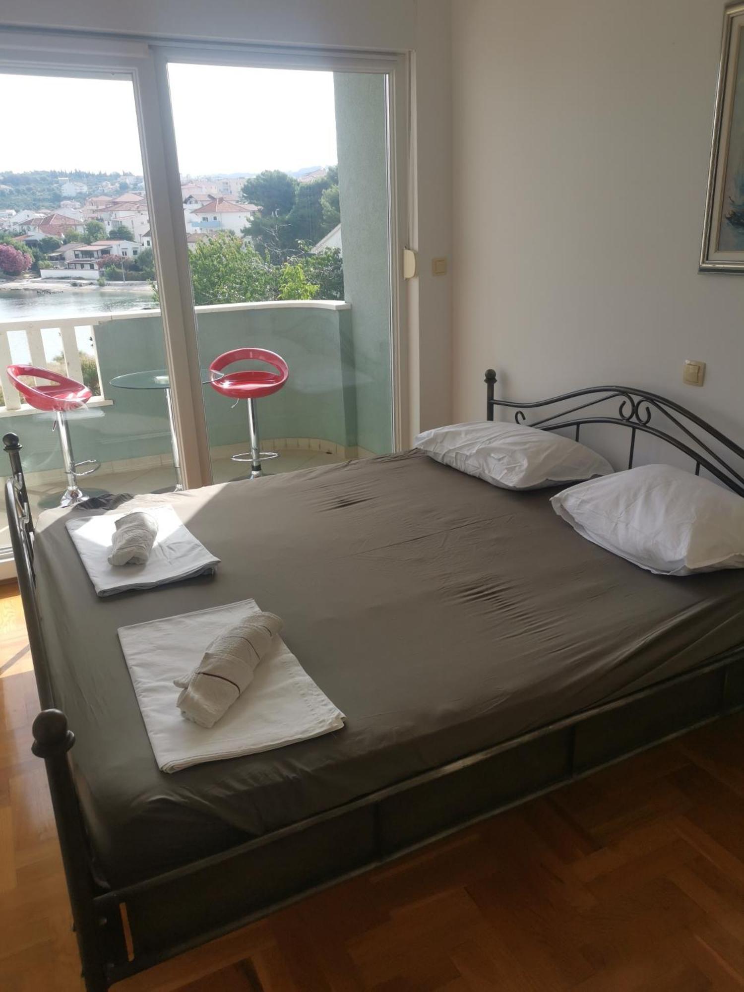 Apartment Croatika On The Beach Trogir Ngoại thất bức ảnh